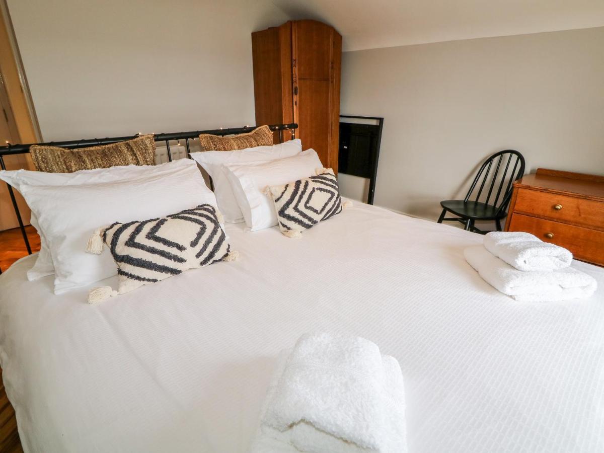 Lough Mill House Villa Newtownabbey Bagian luar foto